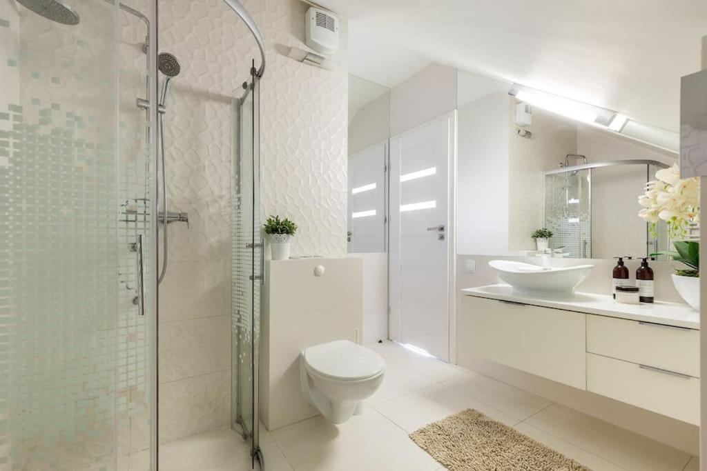 Modern & New Place Next To Wawel Castle & Vistula Cracovia Exterior foto