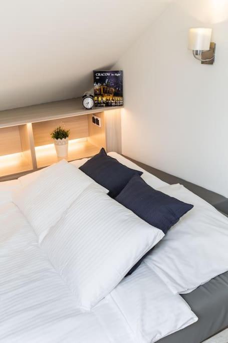 Modern & New Place Next To Wawel Castle & Vistula Cracovia Exterior foto