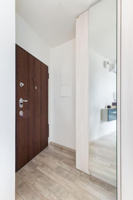 Modern & New Place Next To Wawel Castle & Vistula Cracovia Exterior foto